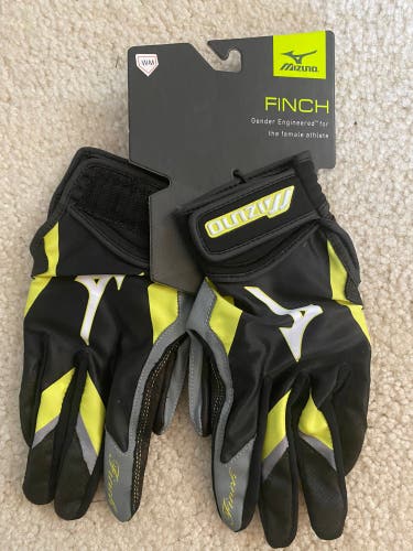 New Medium Mizuno Finch Batting Gloves