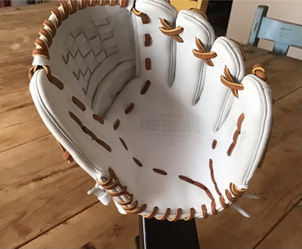 Brand New!  Easton Pro Fast pitch PCFP12 12” Basket Web