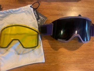 Smith Ski Goggles w/extra lens- New