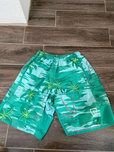 Adrenaline Lacrosse Ventilator Shorts, Always sunny XL Tee and A-Line ASL Hooded Performance Tee