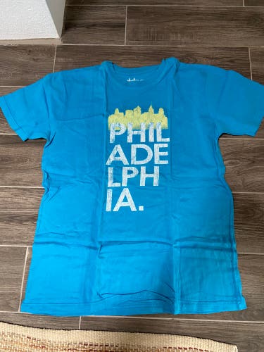 Philavania “Philadelphia” Graphic T-Shirt - Large