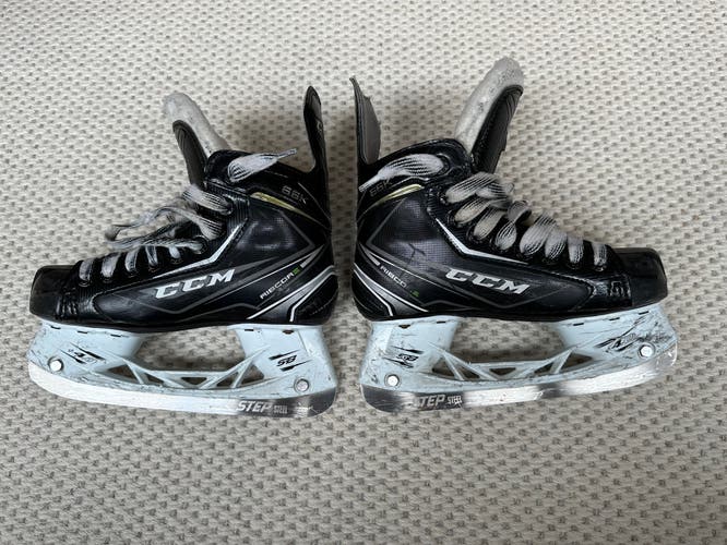 CCM RibCor 66K Hockey Skates Junior Size 1.5 Regular Width With Stepsteel Blades USED