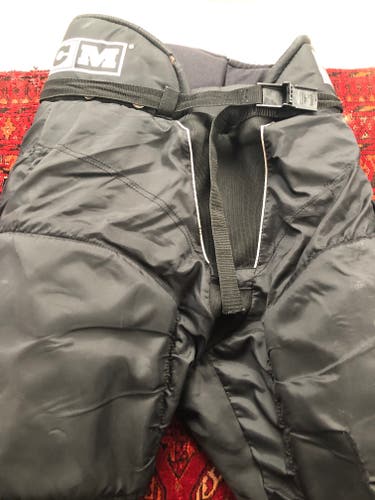 Senior Used Small CCM 192 Hockey Pants