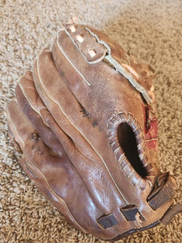 Rawlings Right Hand Throw Tantalon Leather Joe Rudi Signature Model Baseball Glove 11.5"