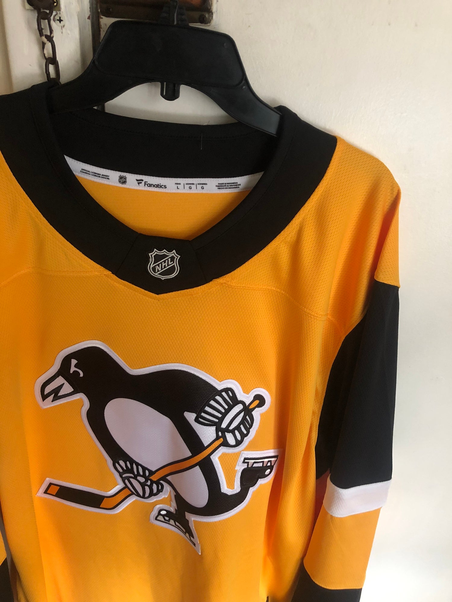 Fanatics Branded Men's Black Pittsburgh Penguins Premier Breakaway Heritage Blank Jersey - Black