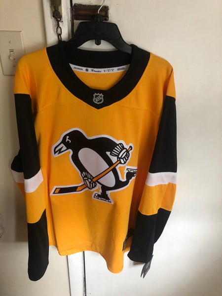 Vintage 2000's Reebok NHL Pittsburgh Penguins Malkin Hockey Jersey Sz. XL