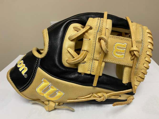Brand New Wilson 1786 Infield A2000 Baseball Glove 11.5"  RHT WBW100084115 Retail $299