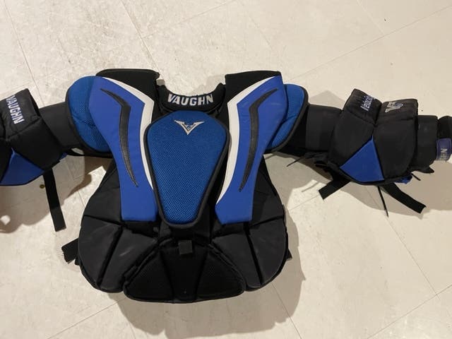 Intermediate XL Vaughn Velocity V6 1000i Pro Goalie Chest and Arm Protector Goalie Chest Protector