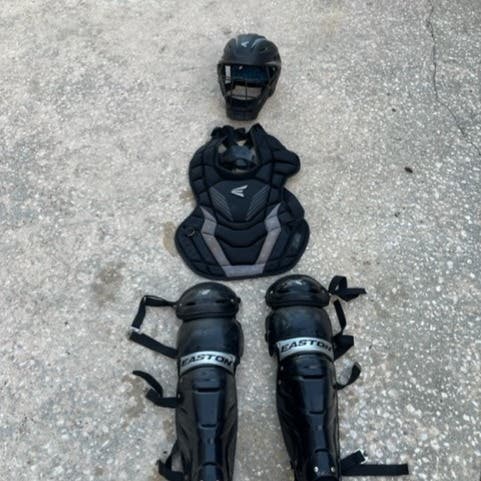Used Easton Game Time Catcher's Set