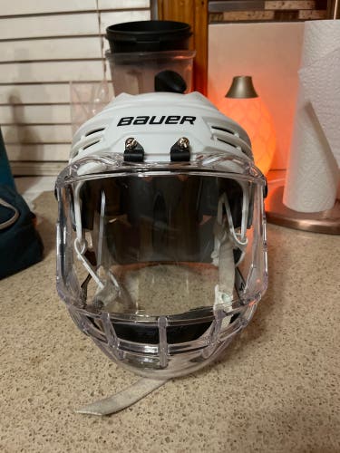 Bauer, IM 550 helmet