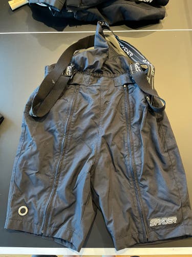 Spyder Youth Race Shorts - Size 20/YXL