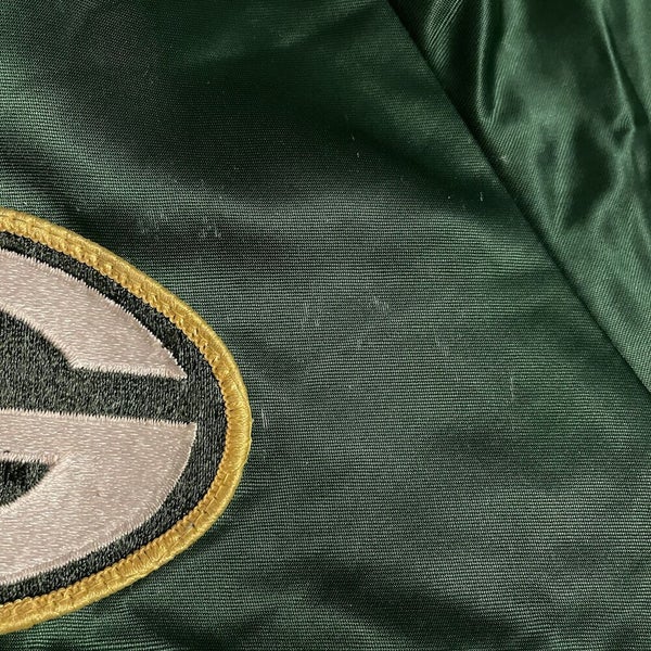 Vintage Green Bay Packers BACK SPELLOUT Chalk Line Satin Button