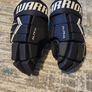 Used Warrior Alpha DX5 Gloves 14"