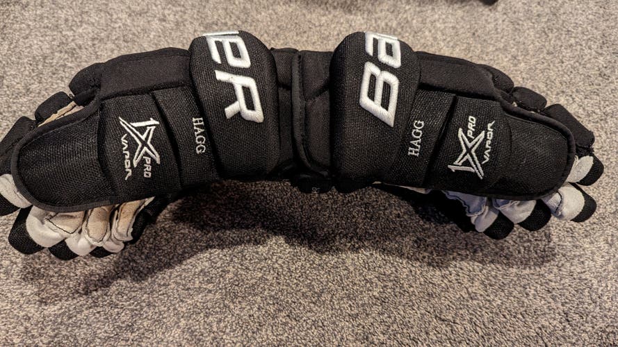 Robert Hagg PRO STOCK Bauer Vapor 1X Pro Gloves 14" Pro Stock GREAT SHAPE!