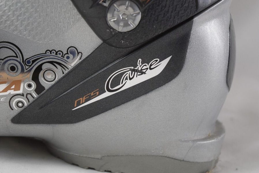 NORDICA CRUISE 55W  SKI BOOTS WOMEN SIZE 27.5/10.5