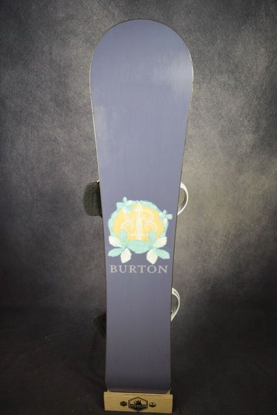 BURTON STERLING SNOWBOARD SIZE 149 CM WITH BURTON MEDIUM BINDINGS