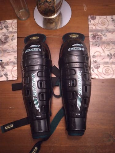 Used Bauer Impact Shin Pads