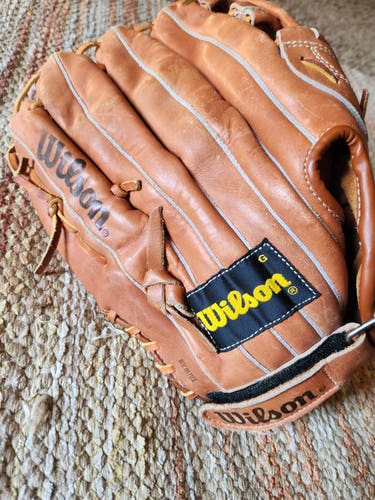 Wilson Right Hand Throw A2120 Kevin McReynolds Signature Model Baseball Glove 12" Diamond Ready