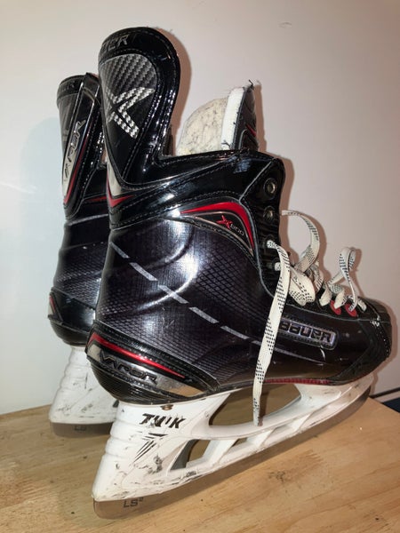 Used Bauer Regular Width Size 8.5 Vapor X800 Hockey Skates