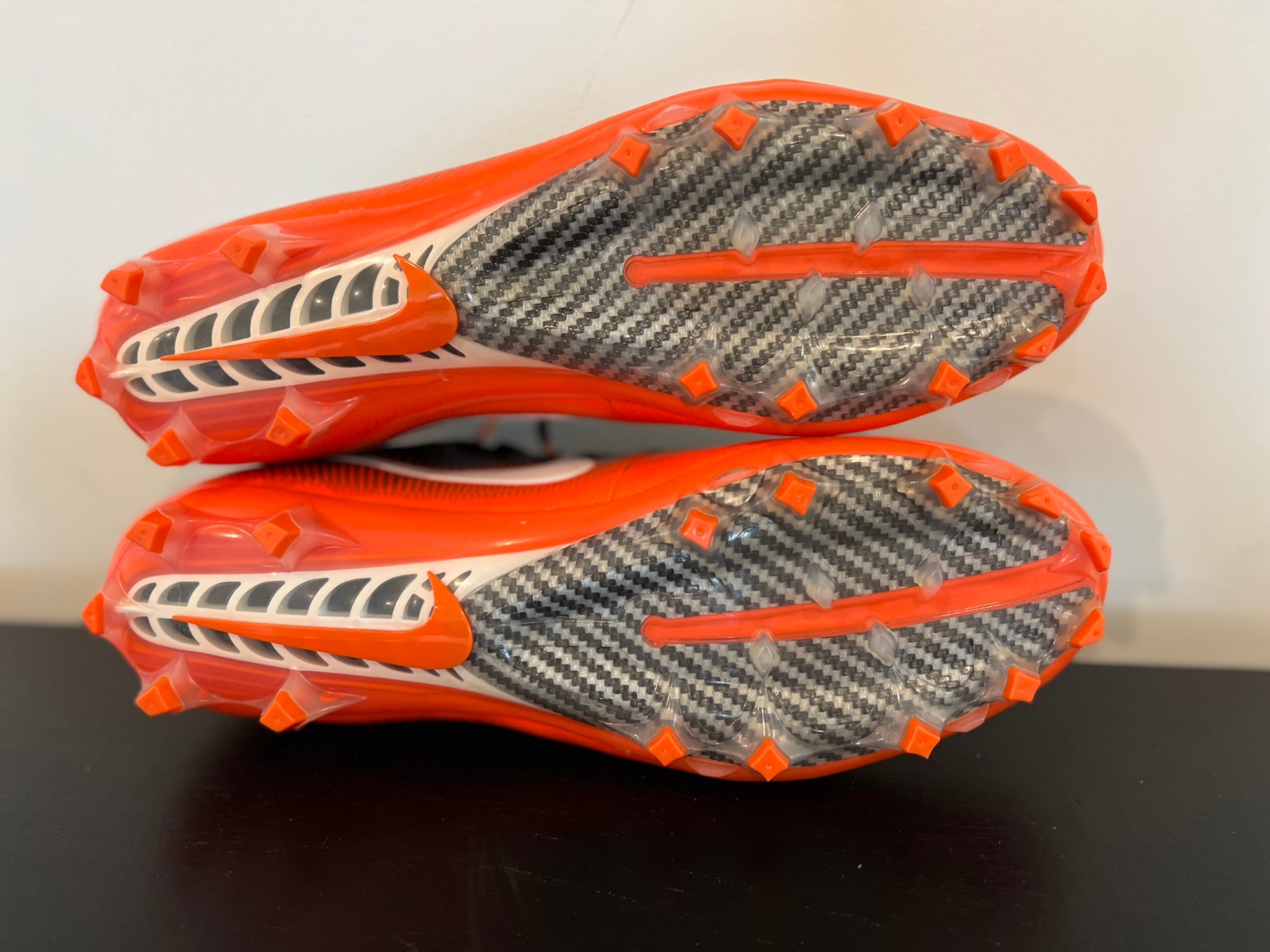 A detailed view of the Nike cleats worn by Cleveland Browns wide