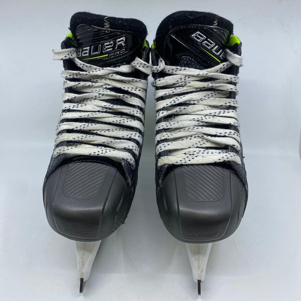 Senior Bauer Pro Hockey Goalie Skates Fit 2 Width Size 7.5