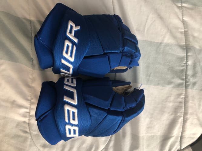 Used Bauer 14"  Vapor Pro Team Gloves