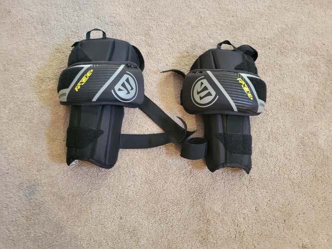 Used Warrior Ritual X3 E+ Junior Knee / Thigh Guards