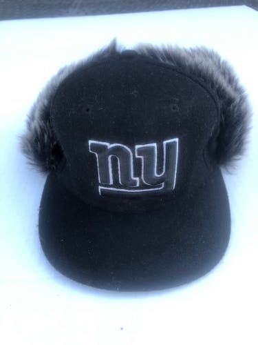 New York Giants New Era 59Fifty 7 1/4 Fitted Hat with Dog Ear Winter Flaps