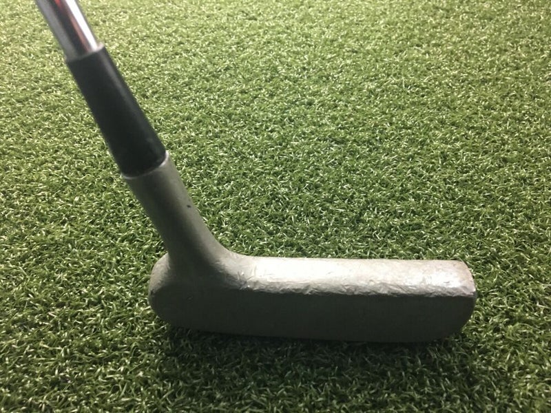 Wilson Custom Blade Putter  /  RH  / Steel ~35" / Nice Leather Grip / mm6831