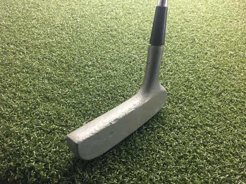 Wilson Custom Blade Putter  /  RH  / Steel ~35" / Nice Leather Grip / mm6831