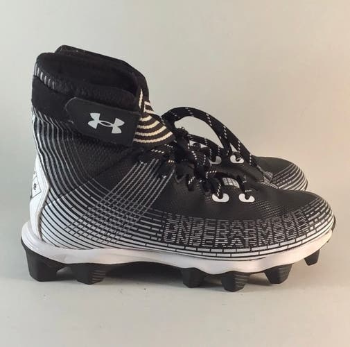 Under Armour youth hightop football cleats black white size 5 3023724–003