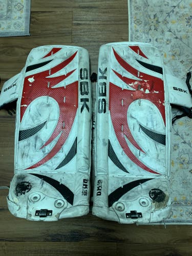 24" SBK Junior Goalie Leg Pads