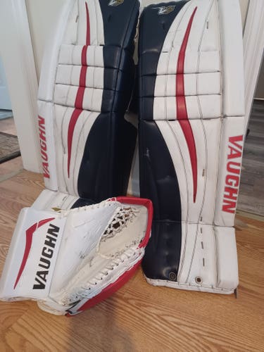 Used 34" Vaughn Velocity V7 Goalie Leg Pads Pro Carbon with V7 XLW Pro glove