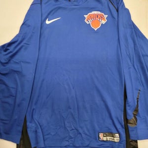 Nike NEW YORK KNICKS Team Issued KRISTAPS PORZINGIS Authentic Warm Up Shirt COA
