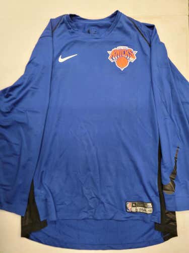 Nike NEW YORK KNICKS Team Issued KRISTAPS PORZINGIS Authentic Warm Up Shirt COA