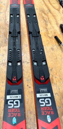 Used 2021 Volkl 171 cm Racing Racetiger GS Skis Without Bindings
