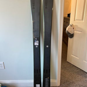 Unisex 163 cm Without Bindings Kore 105 Skis