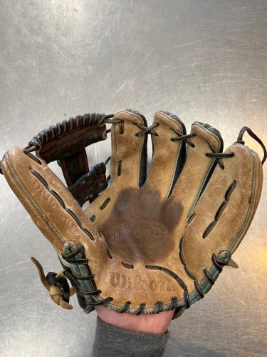 Wilson DP15 A2000 11.5" Baseball Glove