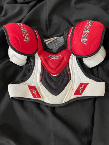 Used Medium Bauer Vapor X800 Shoulder Pads