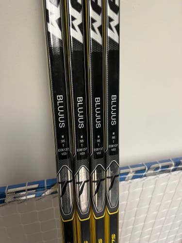 NEW - CCM Super Tacks Right Pro Stock Hockey Stick