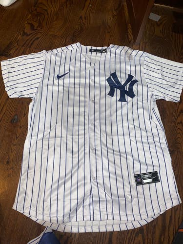 Aaron judge yankees jersey Mens large pinstripe