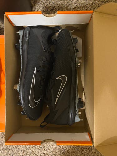 New Size 11 (Women's 12) Nike