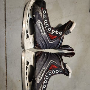 Youth Used Bauer Vapor x40 Hockey Skates Size 13D