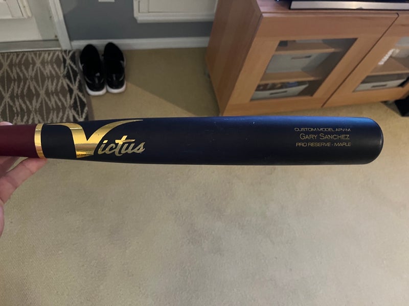 Like New Victus Wood Gary Sanchez APV-M Bat (-2.5) 31.5 oz 34"
