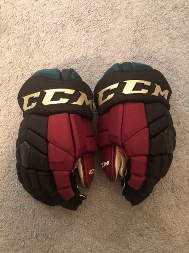 CCM HGTK 14” Pro Stock Hockey Gloves Arizona Coyotes Nick Schmaltz