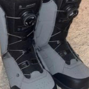 Ride snowboard boots 8.5