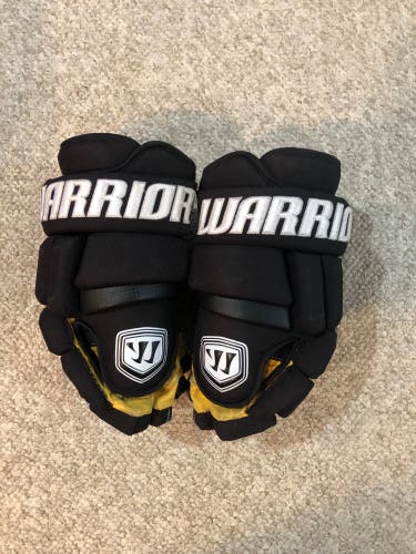 Warrior 14" Bonafide X Gloves Black