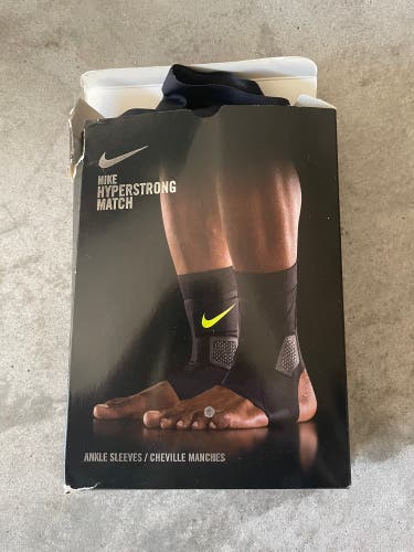 Ankle guards Nike