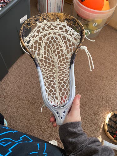 Stringking midfield Head