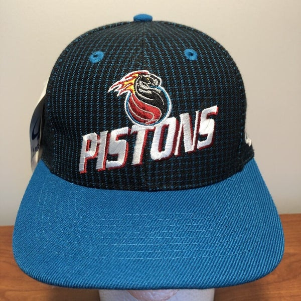 NWOT Vintage DETROIT PISTONS Old Logo Adjustable Snapback Hat Sm/Med By GCC